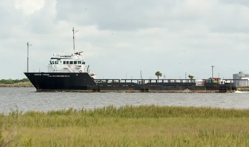 KRISTIN FAGAN Offshore Vessel IMO 9191515 photo 2