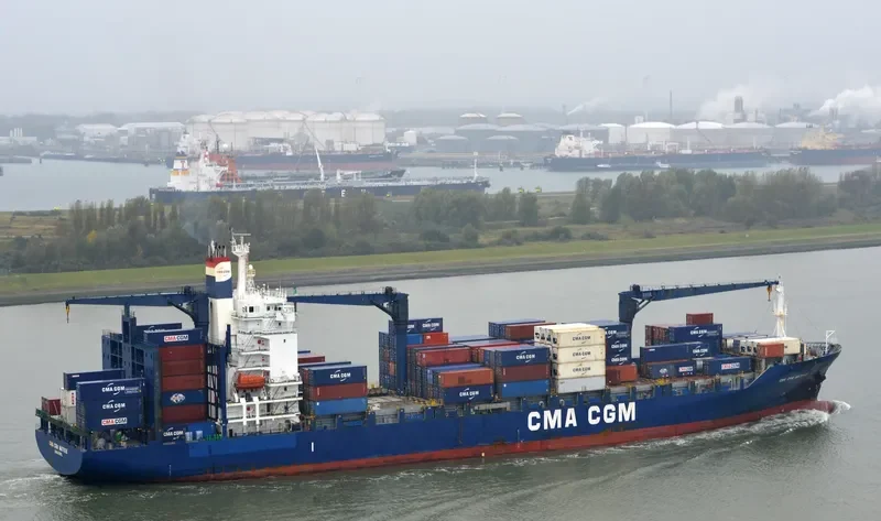 GSL MATISSE Container Ship IMO 9192428 photo 9