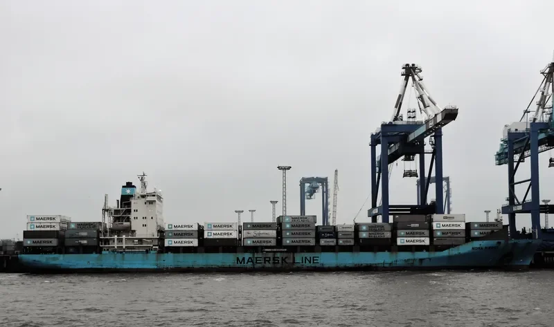 NORA MAERSK Container Ship IMO 9192478 photo 5