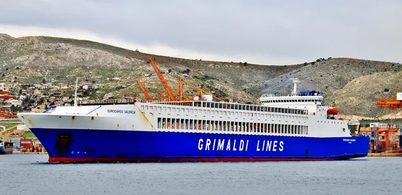 EUROCARGO VALENCIA Ro-Ro IMO 9192959 photo 6