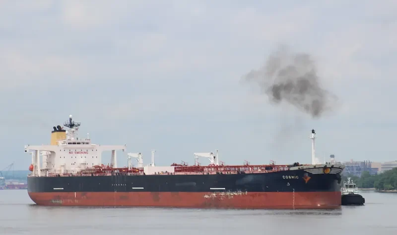 DELIVER Tanker IMO 9194983 photo 7