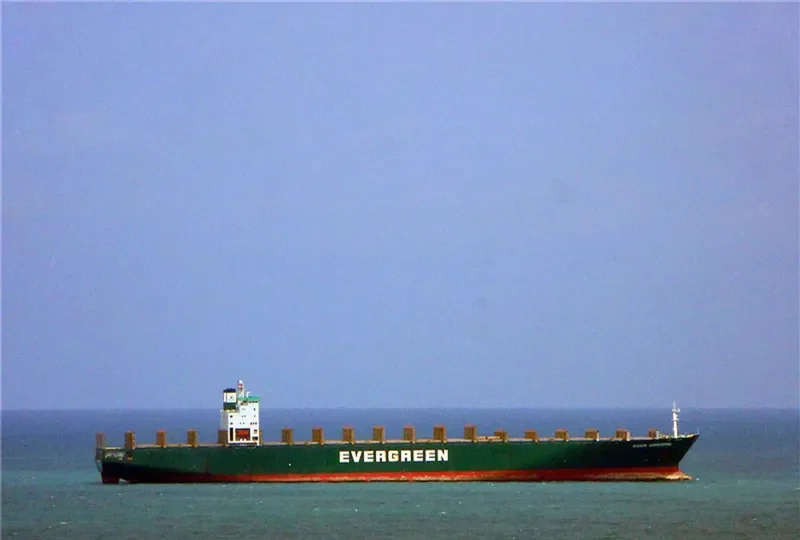 EVER UNICORN Container Ship IMO 9196967 photo 9