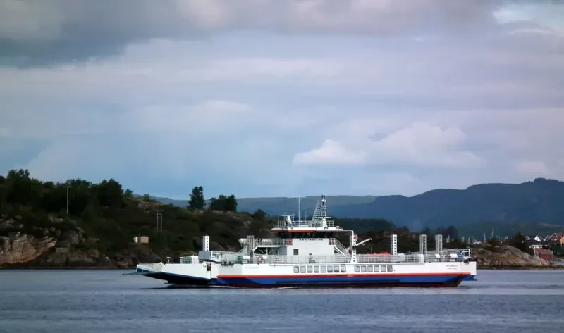 RYGERBUEN Passenger Ship IMO 9197090 photo 10