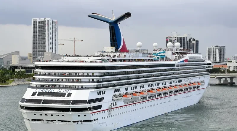 CARNIVAL GLORY Passenger Ship IMO 9198367 photo 3