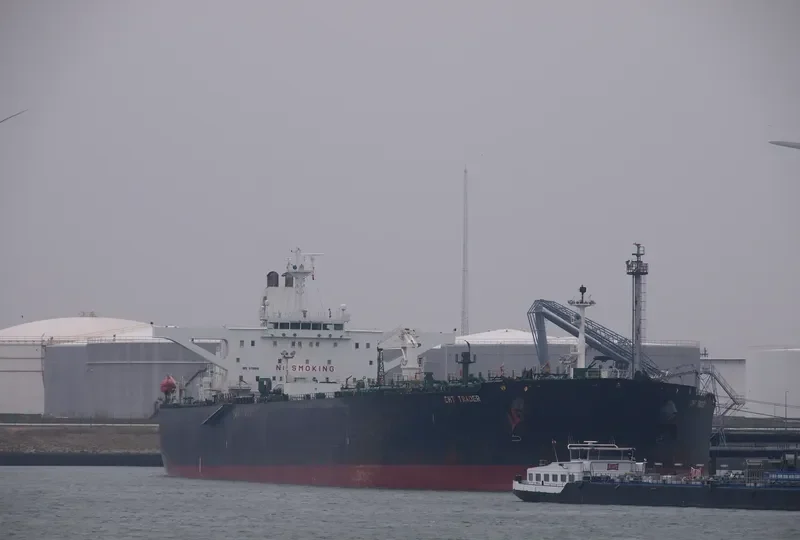 GOLDEN DRAGON Tanker IMO 9198666