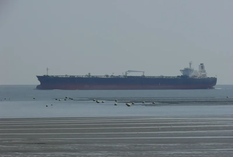GOLDEN DRAGON Tanker IMO 9198666 photo 3