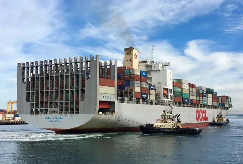 OOCL CHICAGO Container Ship IMO 9199270 photo 6