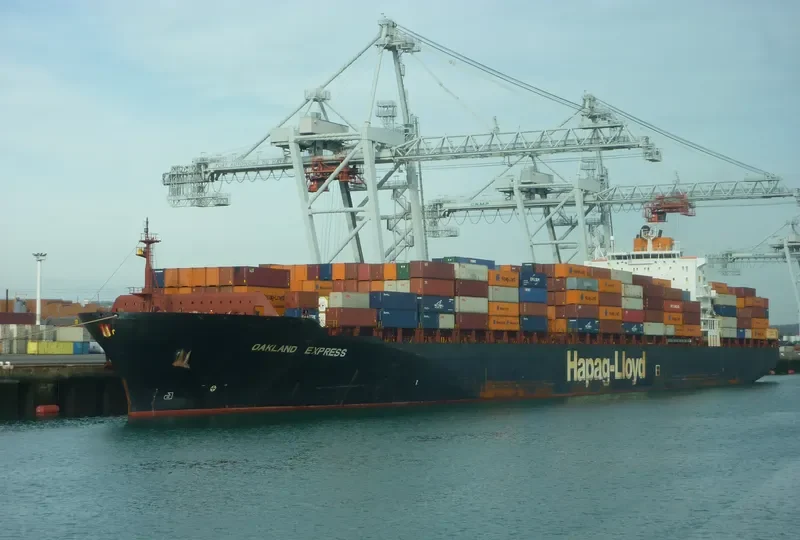 OAKLAND Container Ship IMO 9200811 photo 9