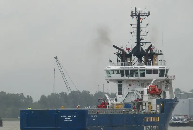 GLAROS Offshore Vessel IMO 9201786 photo 9