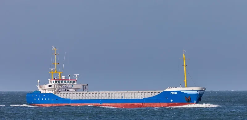 AMADEUS DIAMOND General Cargo IMO 9201968 photo 4