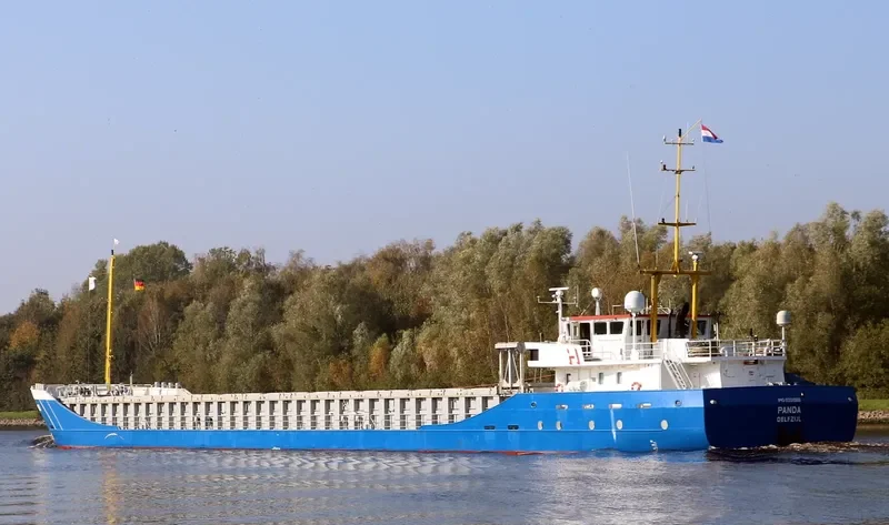 AMADEUS DIAMOND General Cargo IMO 9201968 photo 6