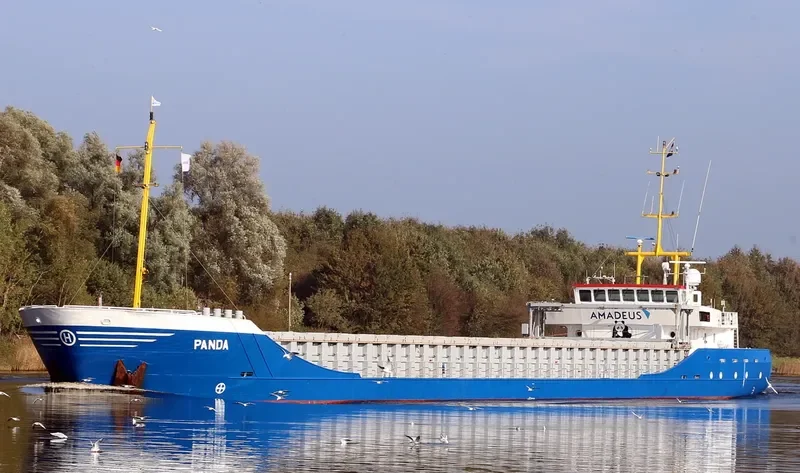 AMADEUS DIAMOND General Cargo IMO 9201968 photo 8