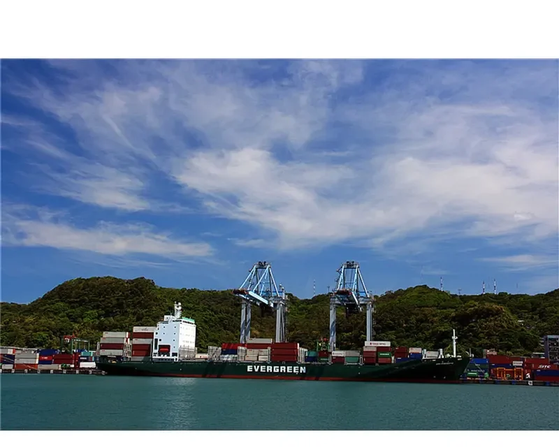 UNI PROMOTE Container Ship IMO 9202211 photo 7