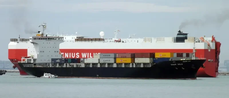 SINAR SOLO Container Ship IMO 9202792 photo 10