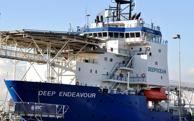 DEEP ENDEAVOUR Offshore Vessel IMO 9203306 photo 10