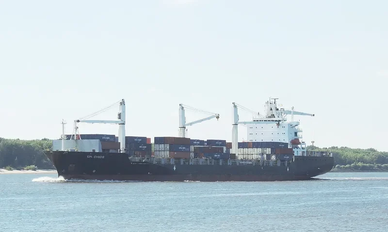 EM OINOUSSES Container Ship IMO 9203514 photo 6