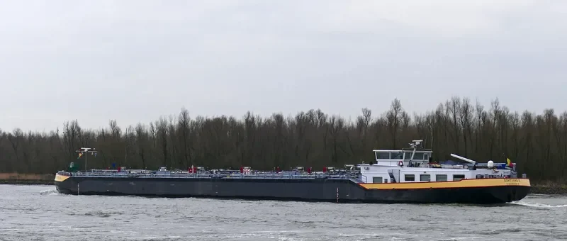 SOMTRANS V Tanker IMO 9204415 photo 9