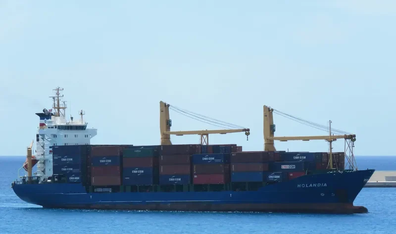 VENTO DI GRECALE Container Ship IMO 9204506 photo 9
