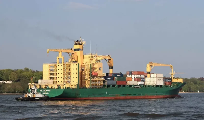 SPIRIT OF MANILA Container Ship IMO 9204972 photo 10