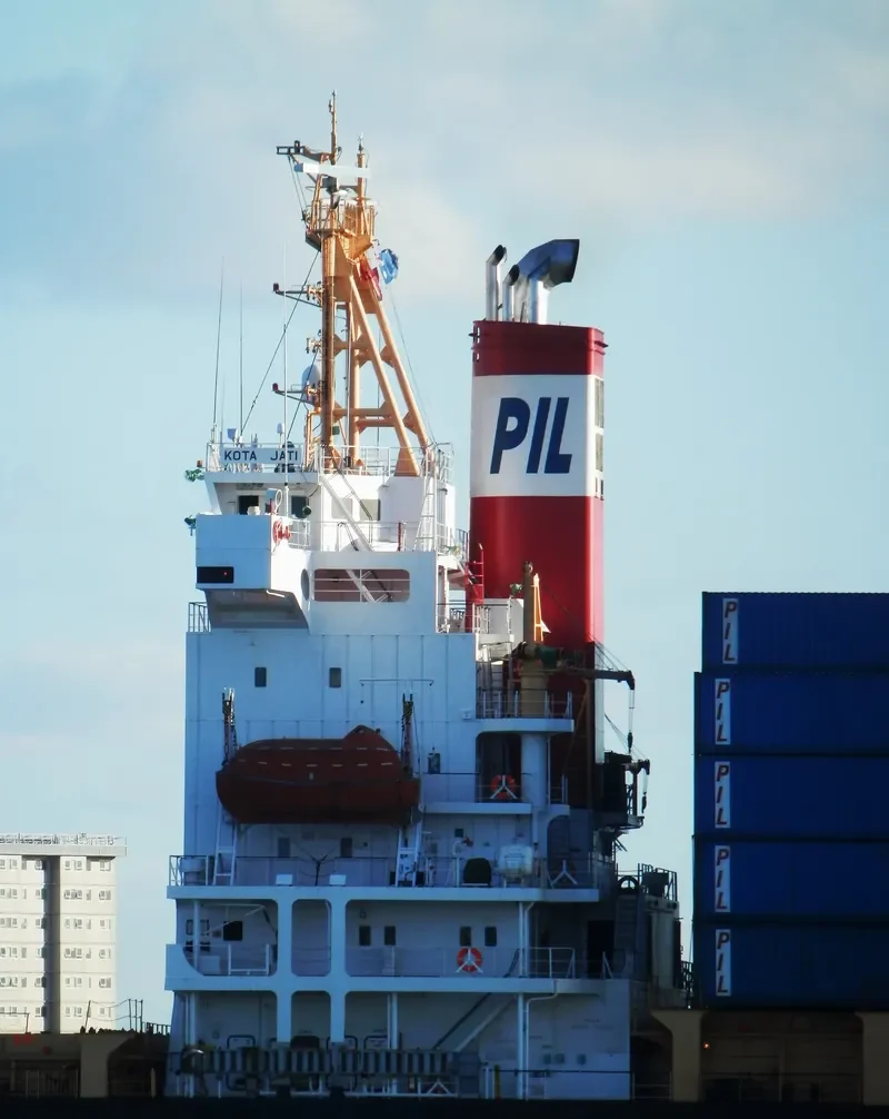 KOTA JATI Container Ship IMO 9205665 photo 5