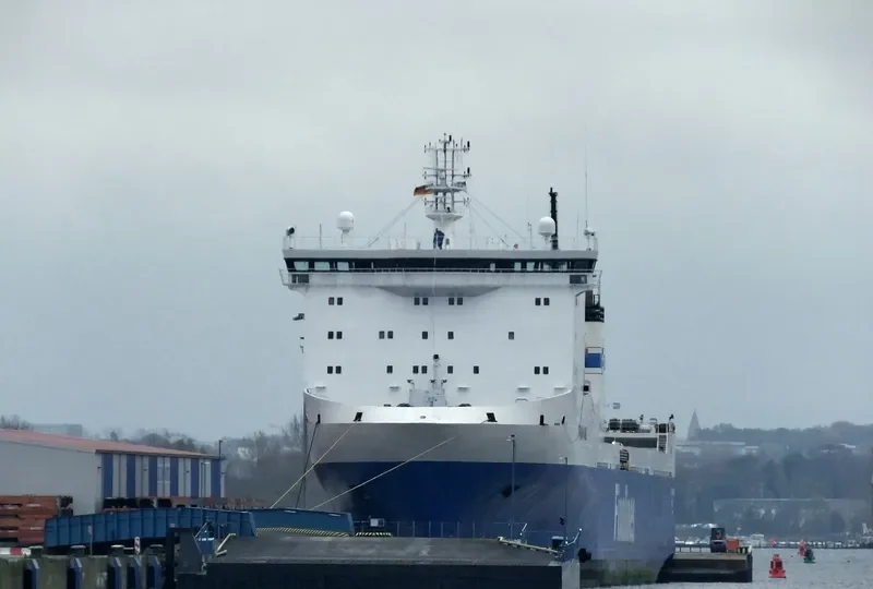 FINNHAWK Ro-Ro IMO 9207895 photo 4
