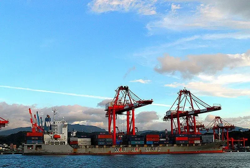 WAN HAI 233 Container Ship IMO 9208174 photo 3