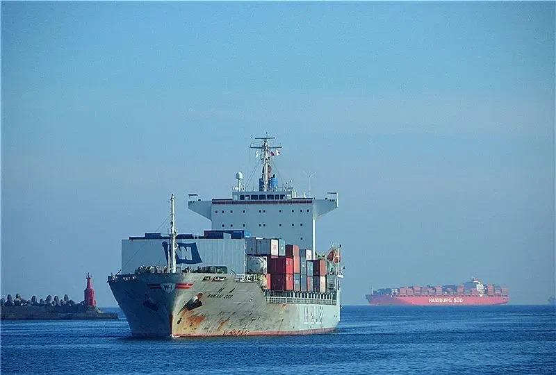WAN HAI 233 Container Ship IMO 9208174 photo 4