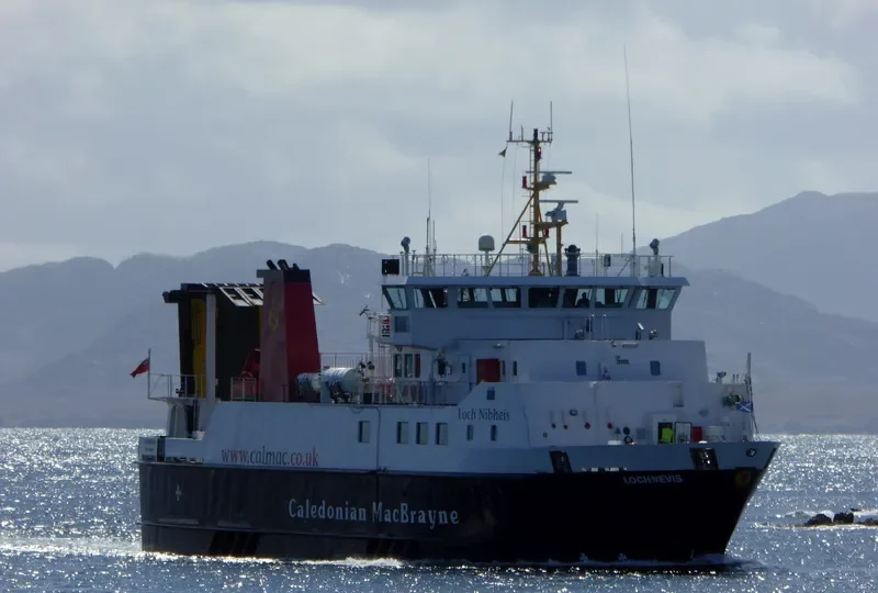 LOCHNEVIS Ro-Ro IMO 9209063 photo 8