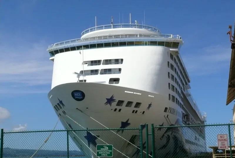 PRIDE OF AMERICA Passenger Ship IMO 9209221 photo 9