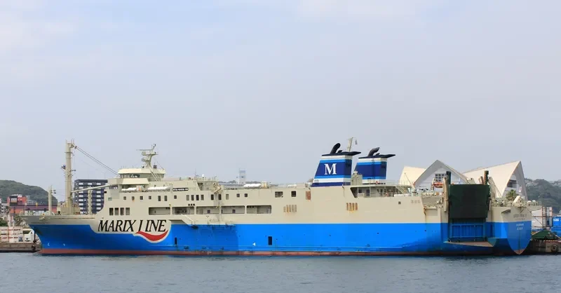 QUEEN CORAL 8 Ro-Ro IMO 9209867 photo 3
