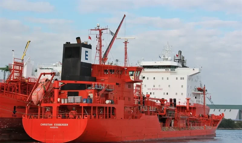 CHRISTIAN ESSBERGER Tanker IMO 9212498 photo 2