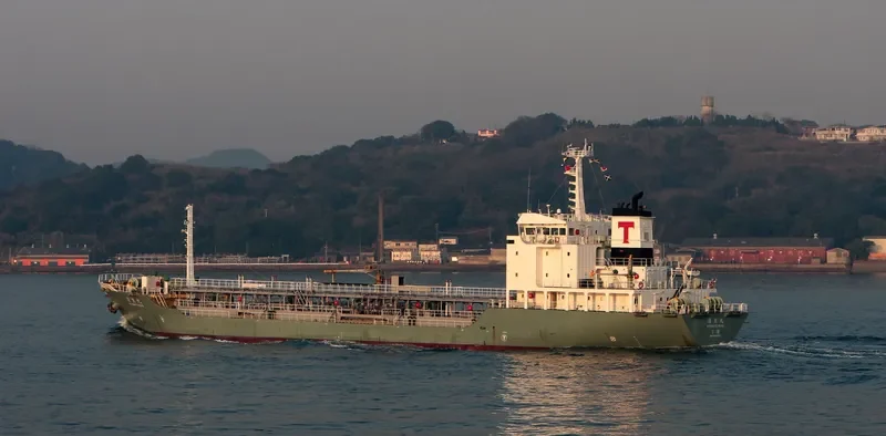 LOUISE Tanker IMO 9213181 photo 2