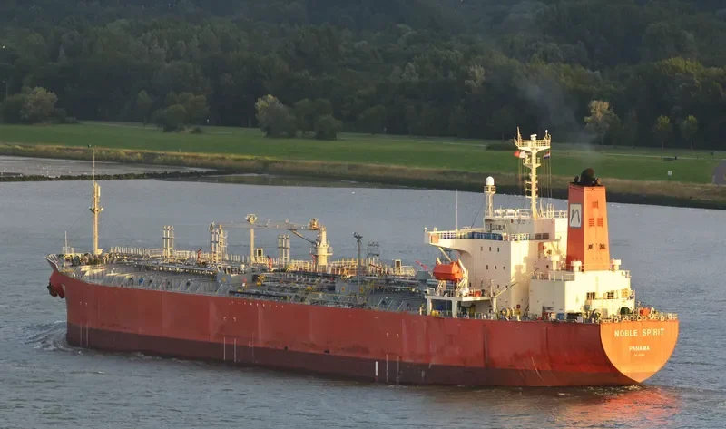 CORAL PEARL Tanker IMO 9213909 photo 6