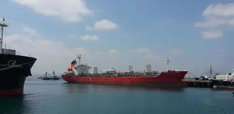 BOW CONDOR Tanker IMO 9214032 photo 2