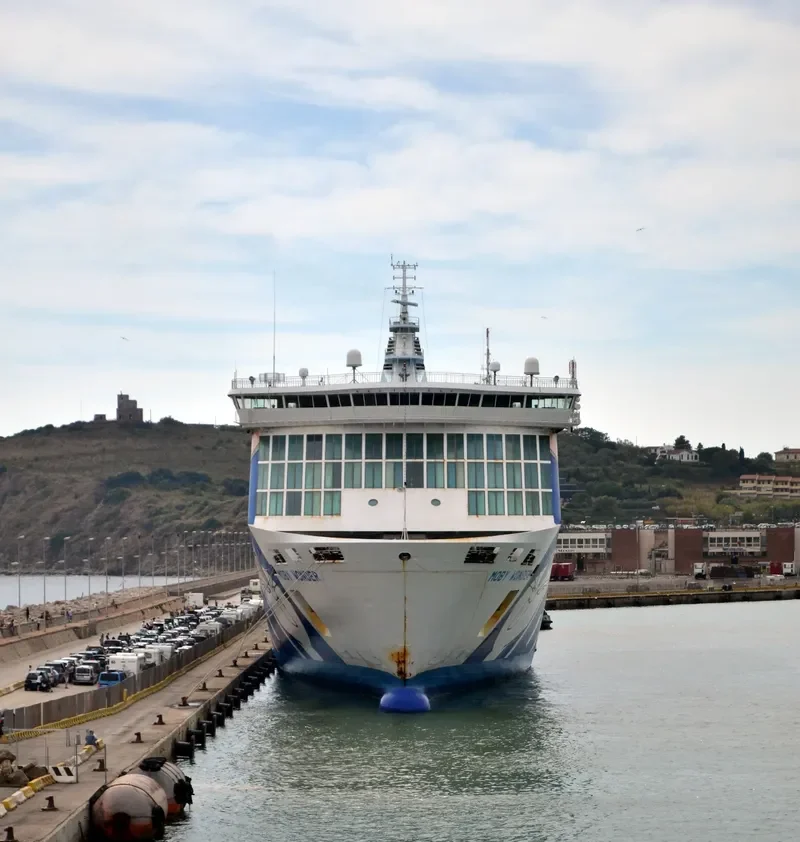 MOBY WONDER Ro-Ro IMO 9214367 photo 5