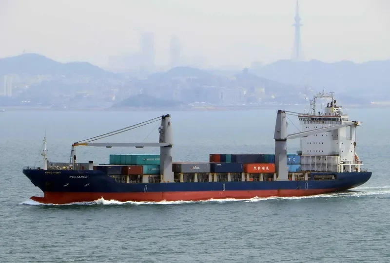 RELIANCE Container Ship IMO 9214927 photo 9