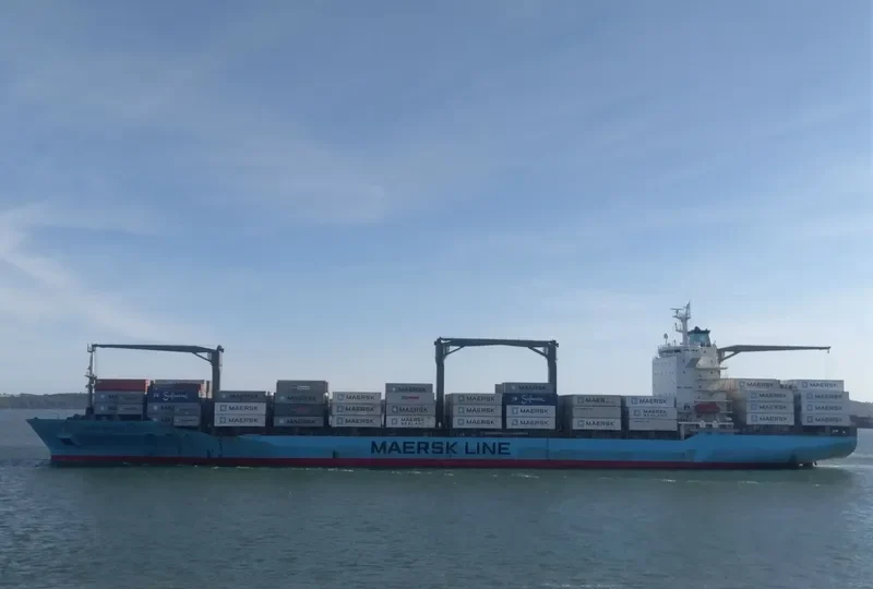 MAERSK NEWHAVEN Container Ship IMO 9215880 photo 3