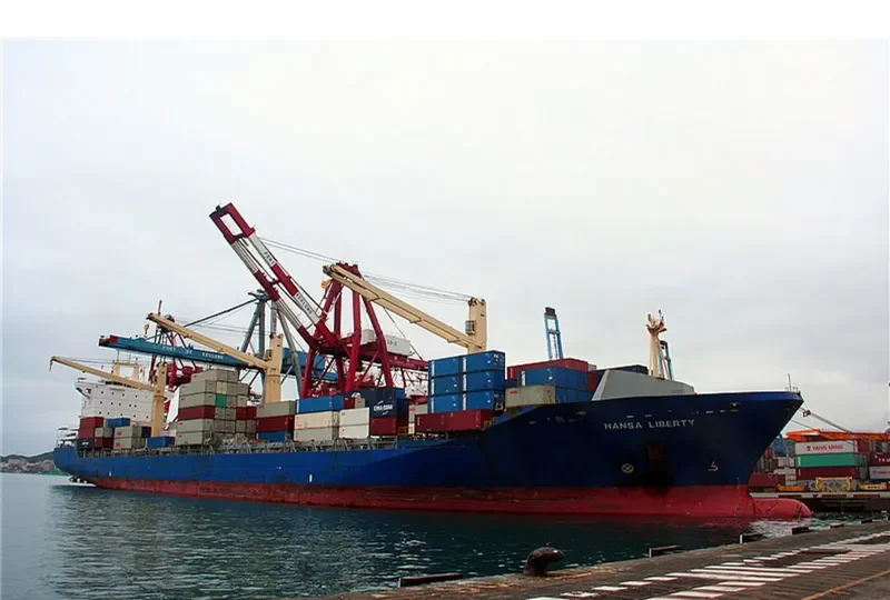 SSL DELHI Container Ship IMO 9217034 photo 4