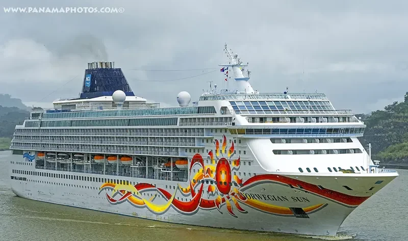 NORWEGIAN SUN Passenger Ship IMO 9218131