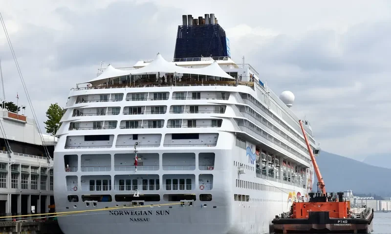 NORWEGIAN SUN Passenger Ship IMO 9218131 photo 9
