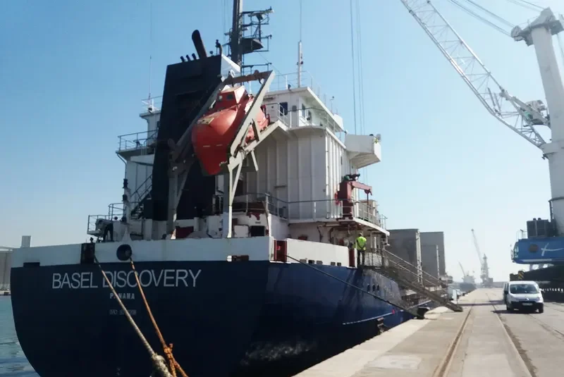 BASEL DISCOVERY Bulk Carrier IMO 9218208 photo 2