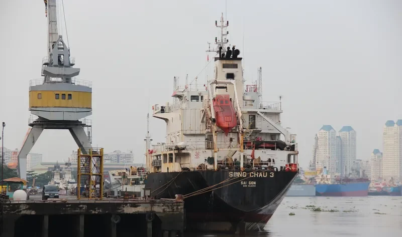 LONG PHU 18 Tanker IMO 9218703 photo 2