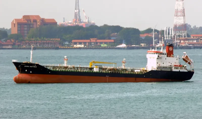 LONG PHU 18 Tanker IMO 9218703 photo 5