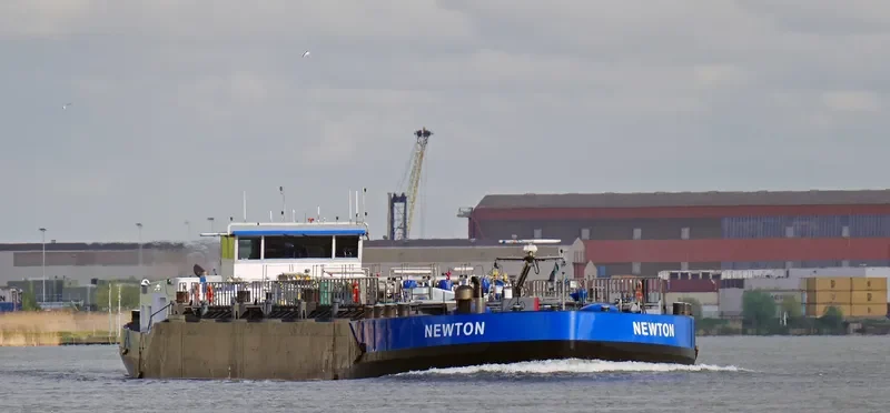 NEWTON Tanker IMO 9218753 photo 5