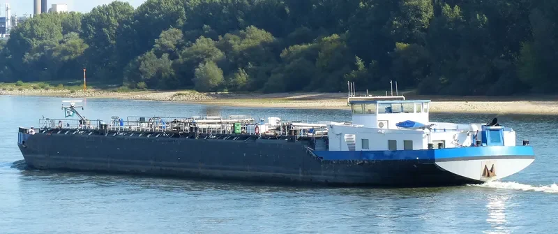 NEWTON Tanker IMO 9218753 photo 8