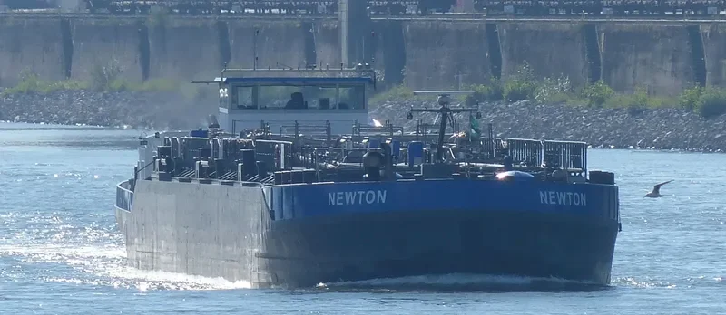 NEWTON Tanker IMO 9218753 photo 10