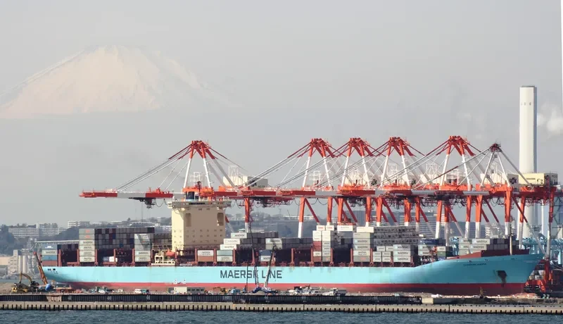 CHASTINE MAERSK Container Ship IMO 9219800 photo 2
