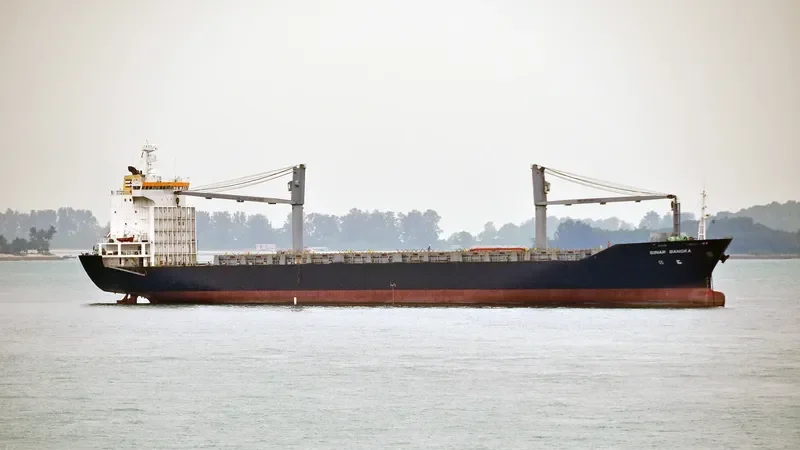 SINAR BANGKA Container Ship IMO 9220304