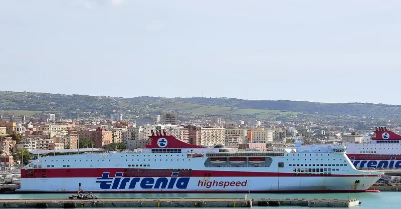 FESTOS PALACE Ro-Ro IMO 9220342 photo 10