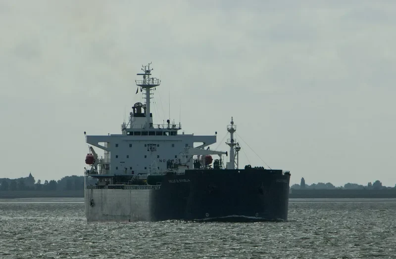 VALLE DI SIVIGLIA Tanker IMO 9220938 photo 3